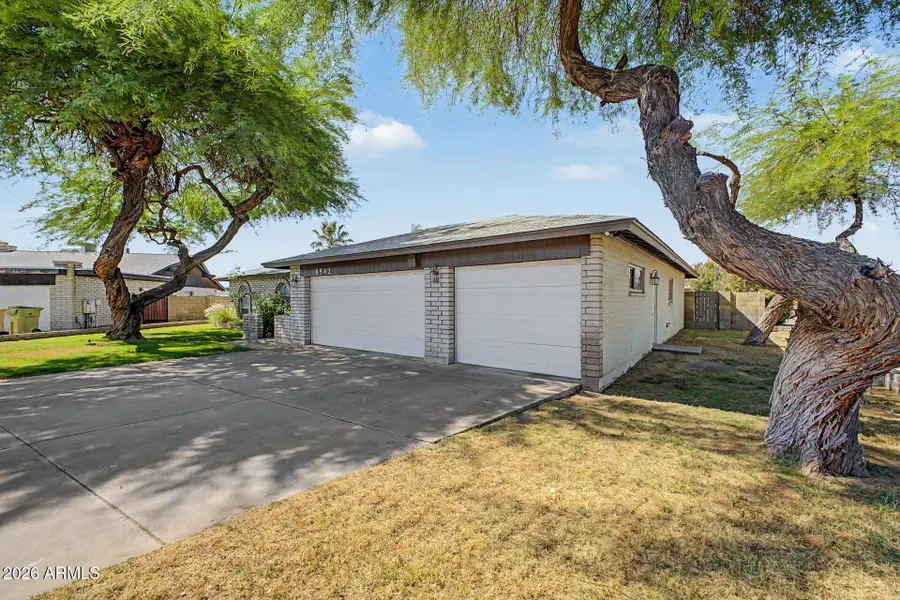 8542 N 48th Lane, Glendale, AZ 85302 - #3