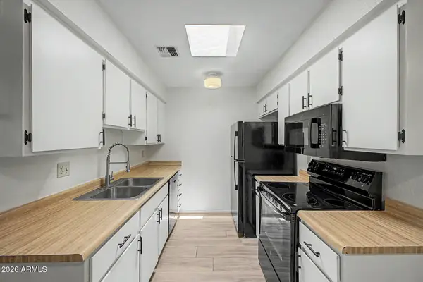 20236 N 6th Drive #6, Phoenix, AZ 85027