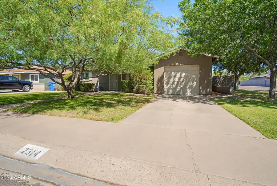 2314 E Montecito Avenue, Phoenix, AZ 85016 - #2