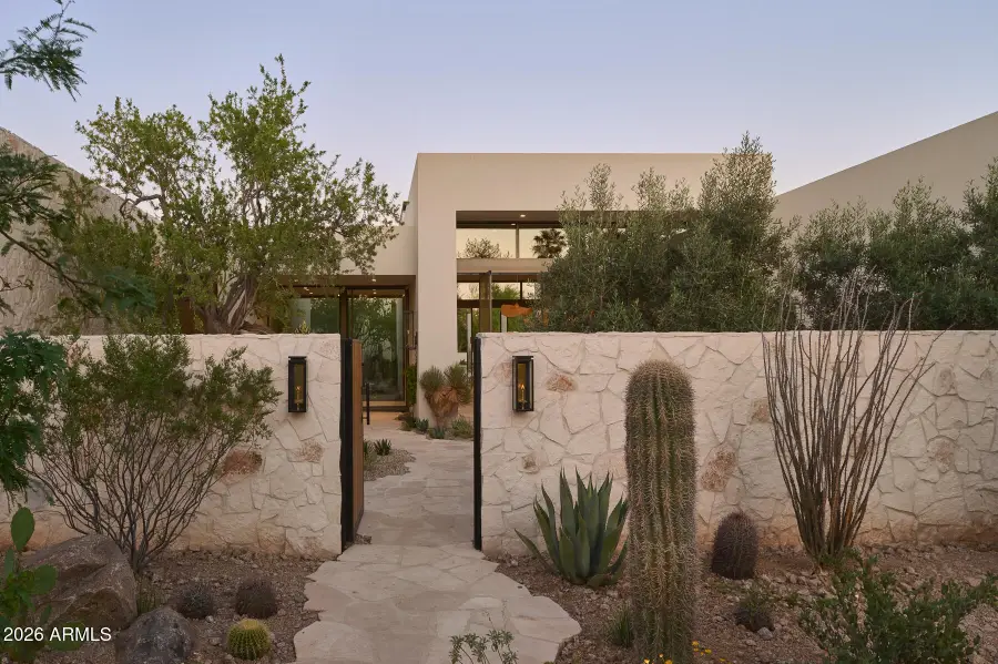 8717 N Avenida Del Sol --, Paradise Valley, AZ 85253 - #2