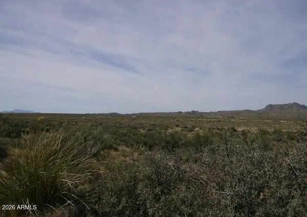 18500 S Cardinal -- Road S #'''-''', Congress, AZ 85332