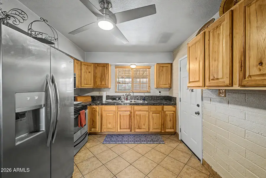 221 W Winston Drive, Phoenix, AZ 85041 - #2