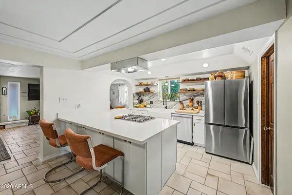 3028 W Laurel Lane, Phoenix, AZ 85029