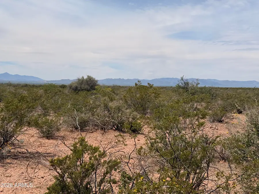Lot 3940 N Valladolid Drive #3940, Douglas, AZ 85607 - #3