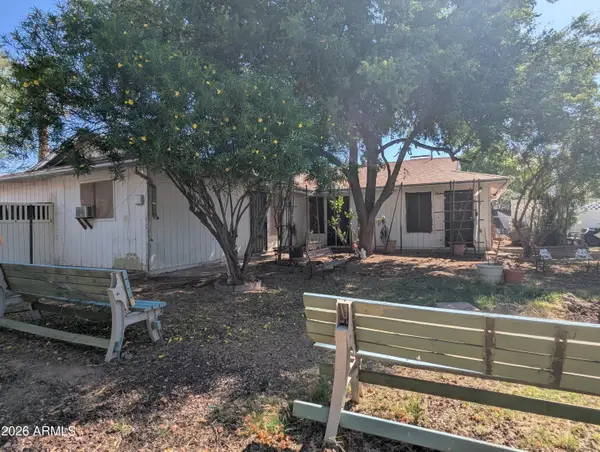 428 E Osage Avenue, Apache Junction, AZ 85119