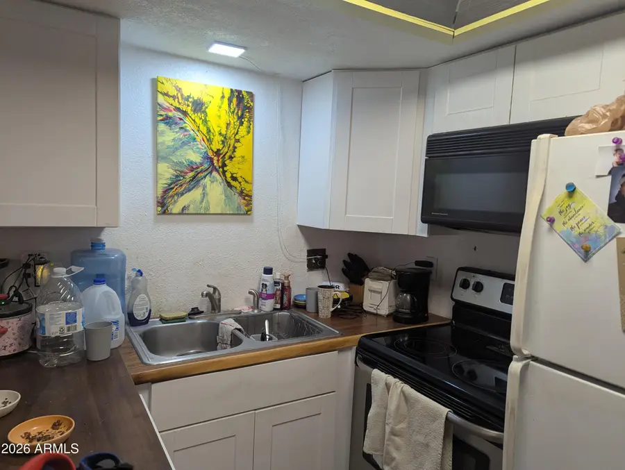 428 E Osage Avenue, Apache Junction, AZ 85119 - #2