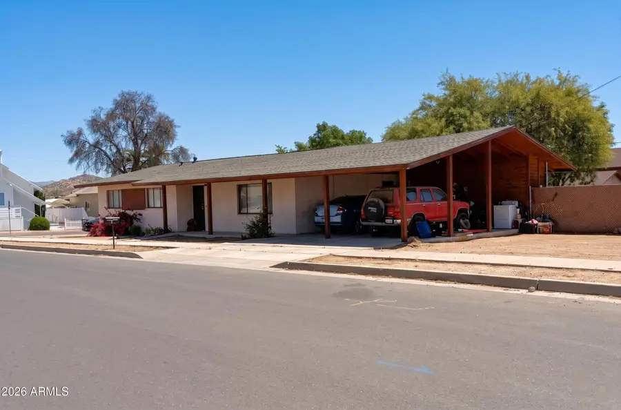 111 W Apache Street, Wickenburg, AZ 85390 - #2
