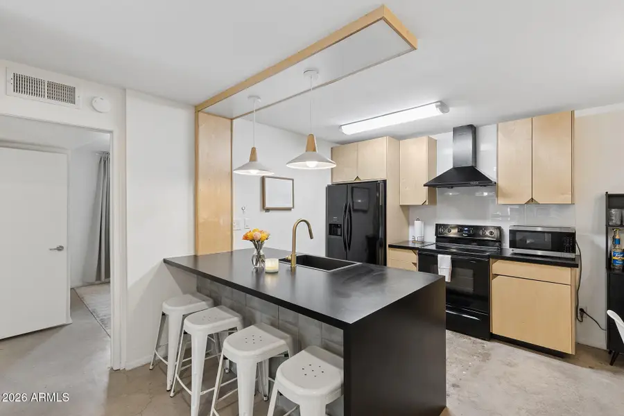 5525 E Thomas Road #R9, Phoenix, AZ 85018 - #2