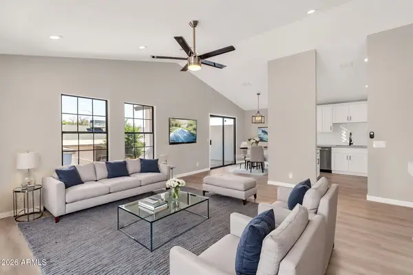 921 S Val Vista Drive #41, Mesa, AZ 85204