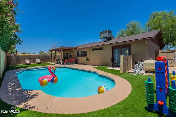 3911 W Desert Cove Avenue, Phoenix, AZ 85029