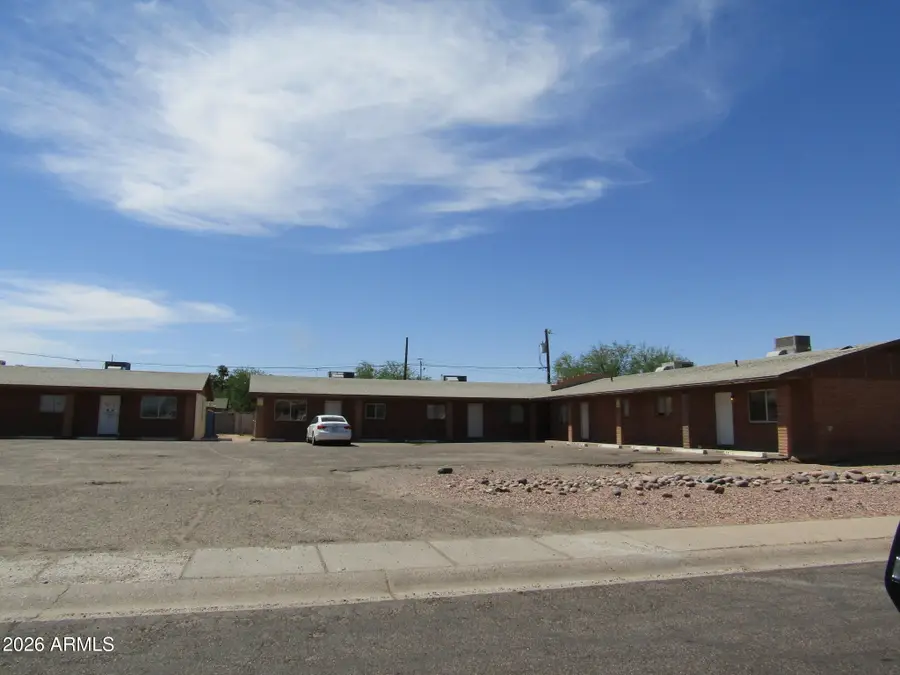 415 W 10th Street, Casa Grande, AZ 85122 - #3