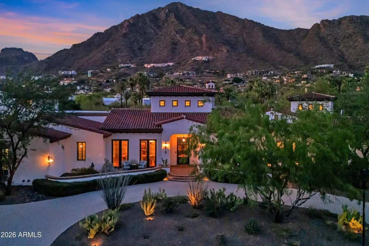 5434 E Camelhill Road, Phoenix, AZ 85018 - #1