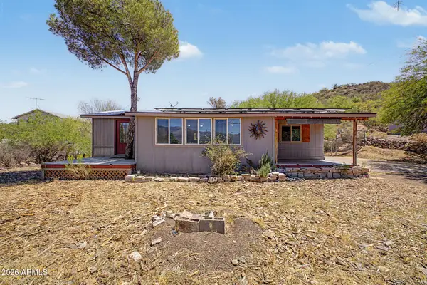 33541 S Mountain View Road, Black Canyon City, AZ 85324