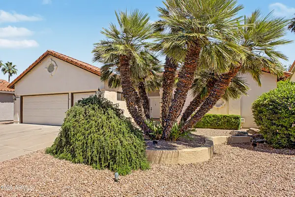 25241 S Hollygreen Drive, Sun Lakes, AZ 85248