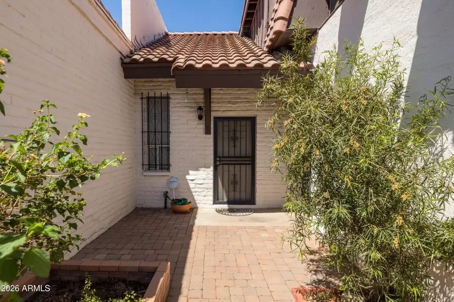 2934 N Casa Tomas Court, Phoenix, AZ 85016 - #2