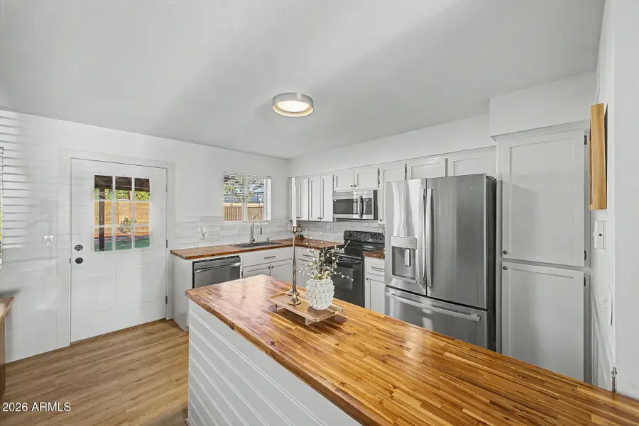 415 N Larkspur Street, Gilbert, AZ 85234 - #3