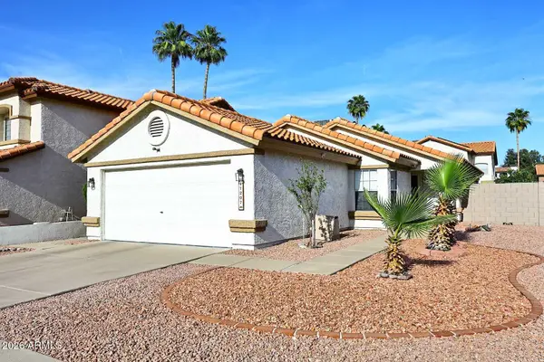 17207 N 46th Place, Phoenix, AZ 85032