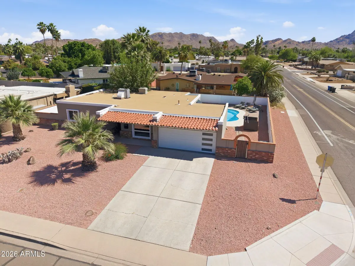 3601 E Cholla Street, Phoenix, AZ 85028 - #1