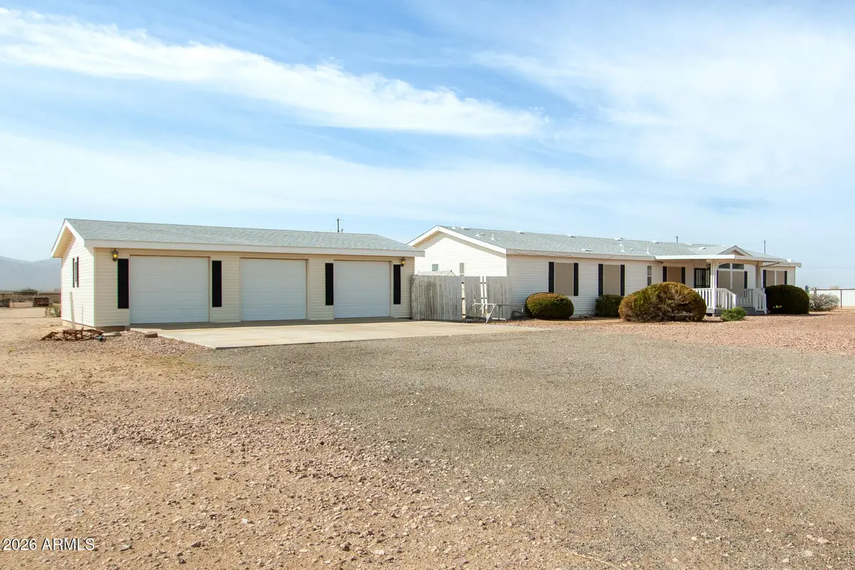 23851 W Tether Trail, Wittmann, AZ 85361 - #1