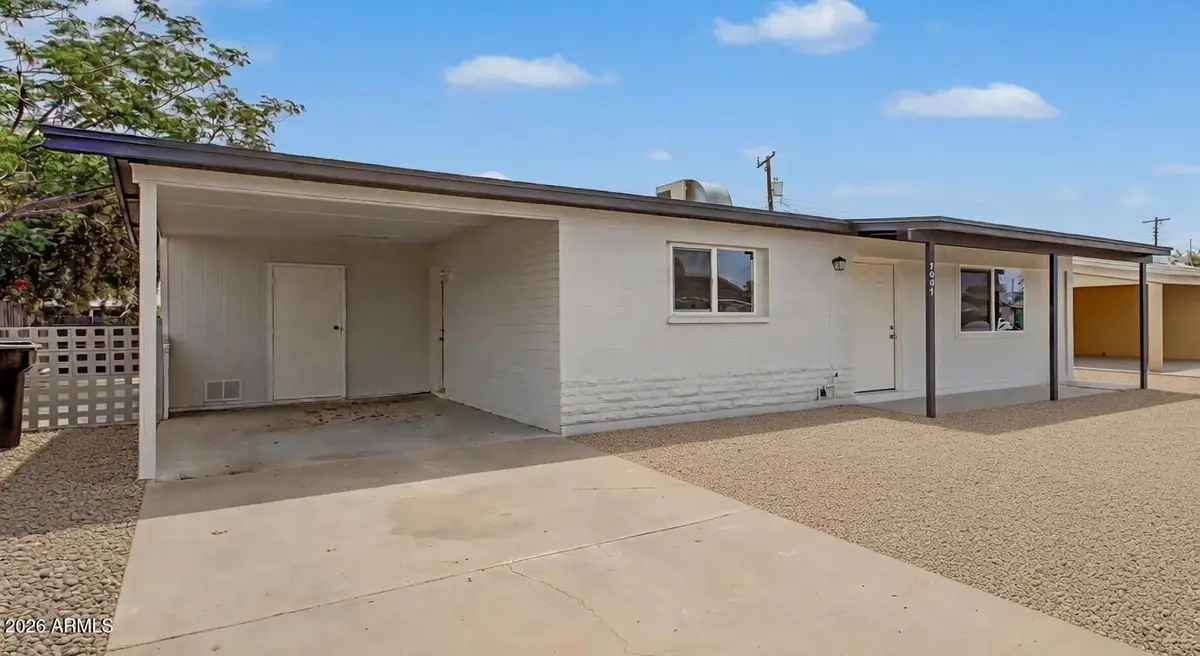 7007 W Wolf Street, Phoenix, AZ 85033 - #1