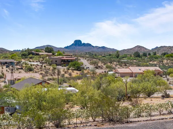 32931 Manrad Drive, Wickenburg, AZ 85390