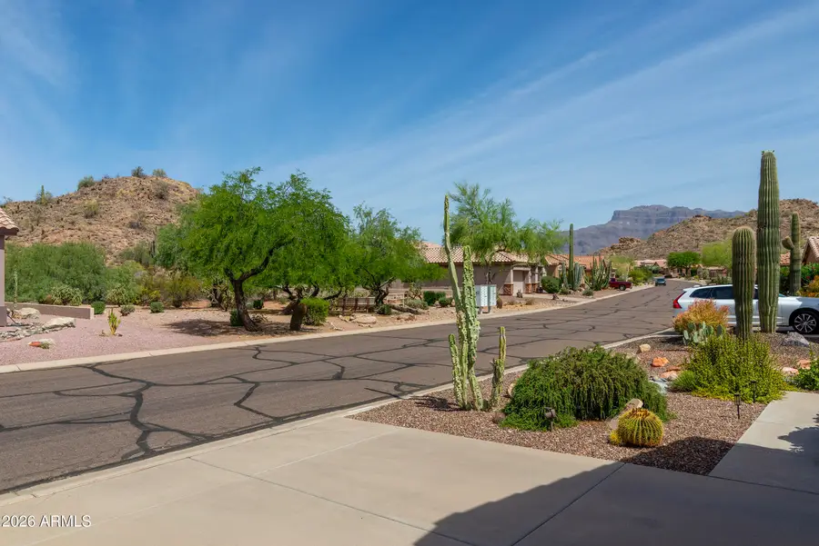 5433 S Red Yucca Lane, Gold Canyon, AZ 85118 - #2