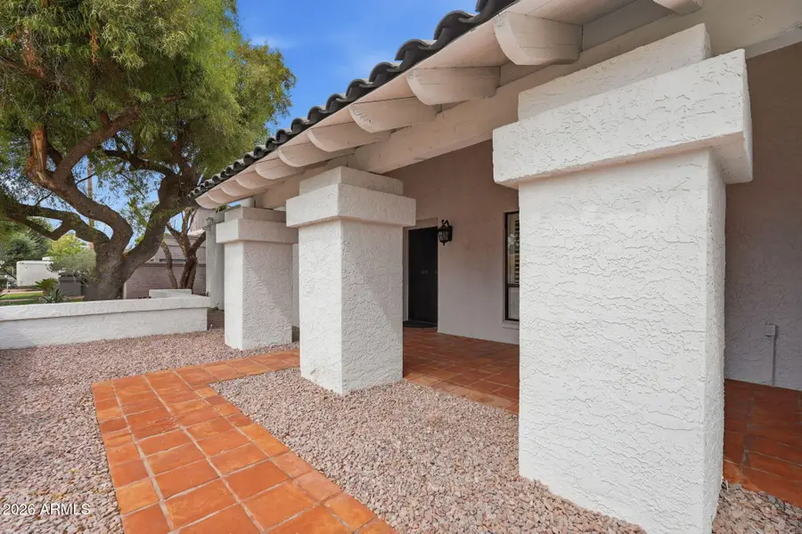 8415 S Kachina Dr Drive, Tempe, AZ 85284 - #3