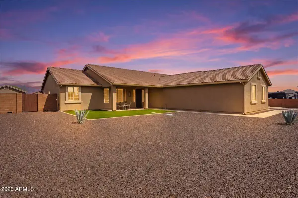 1631 N 103rd Street, Mesa, AZ 85207