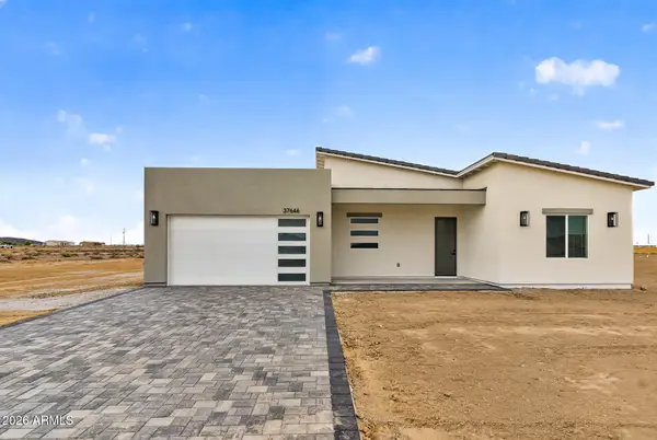 37646 W Illini Street, Tonopah, AZ 85354