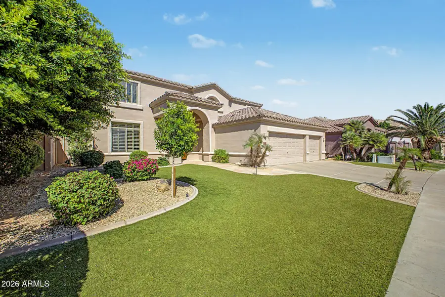 1116 W Glenhaven Drive, Phoenix, AZ 85045 - #2