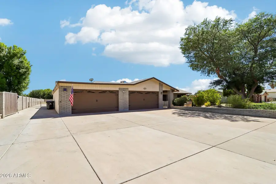 4201 W Tierra Buena Lane, Phoenix, AZ 85053 - #3