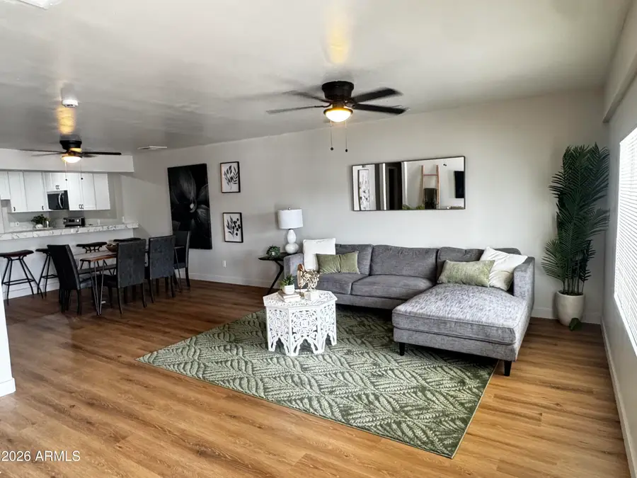 7732 W Mitchell Drive, Phoenix, AZ 85033 - #3