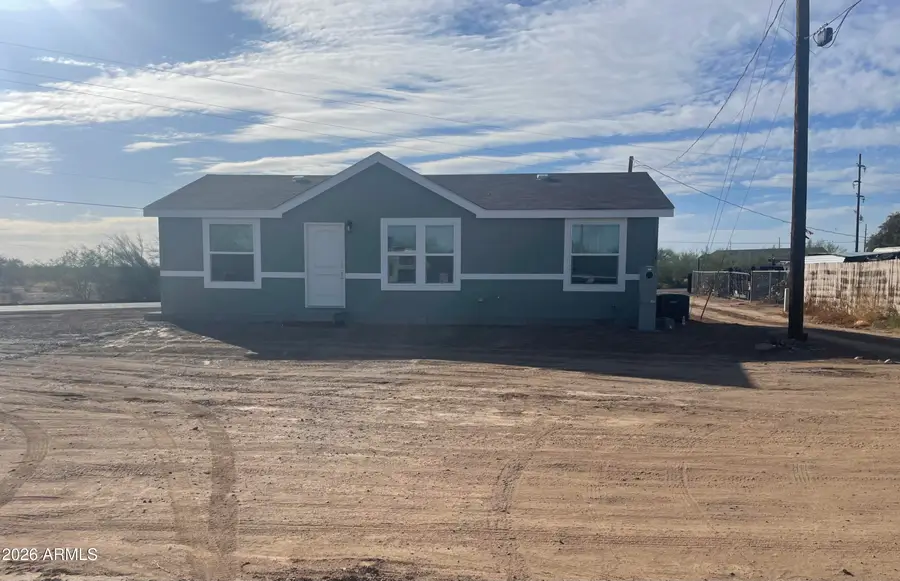 42424 S Pine Street, Wittmann, AZ 85361 - #2