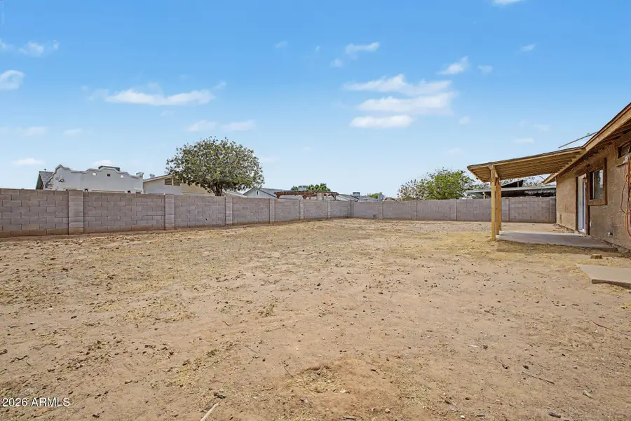 10811 W Turney Avenue, Phoenix, AZ 85037 - #2