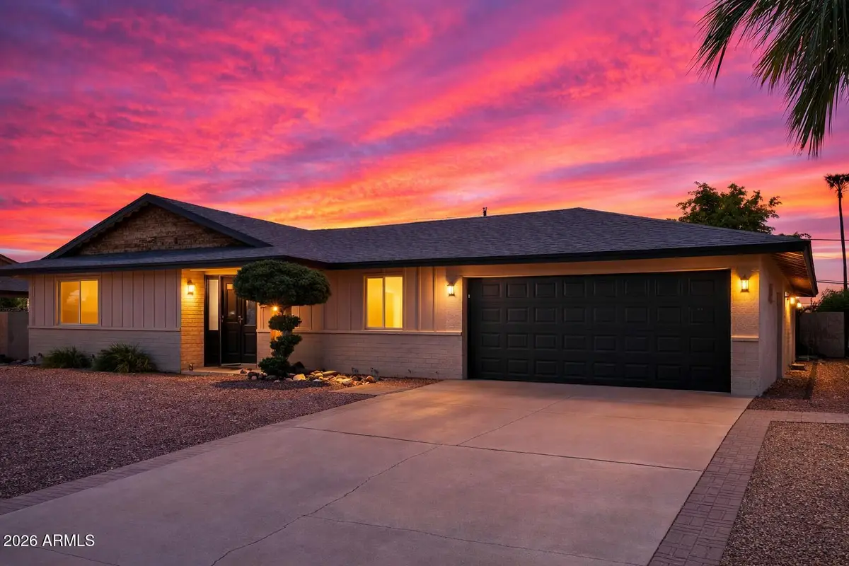 2029 W Coolbrook Avenue, Phoenix, AZ 85023 - #1