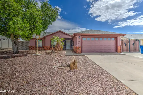 1757 W Ray Lane, Apache Junction, AZ 85120