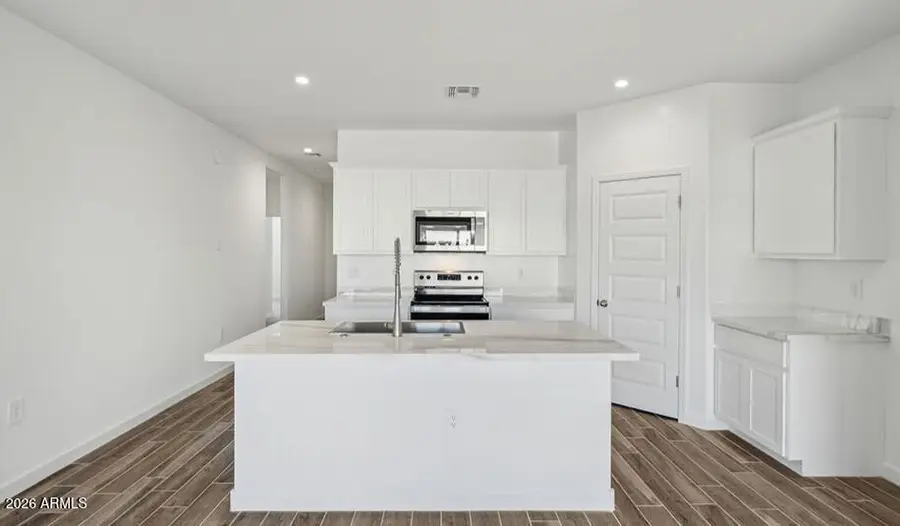 1525 E Currier Drive E, Casa Grande, AZ 85122 - #3