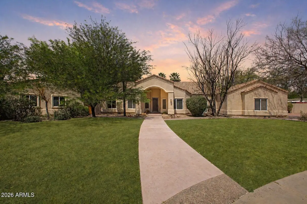 2342 N Lemon Circle, Mesa, AZ 85215 - #1
