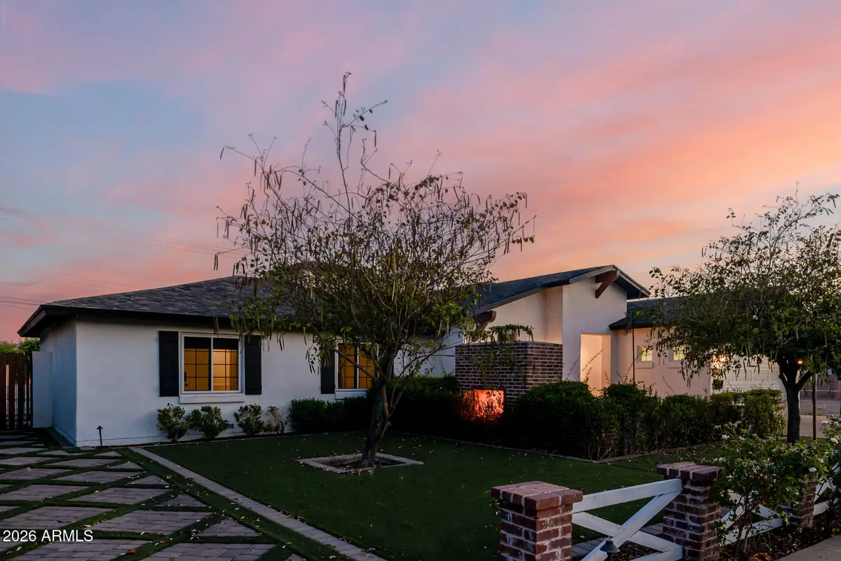 4021 E Glenrosa Avenue, Phoenix, AZ 85018 - #1