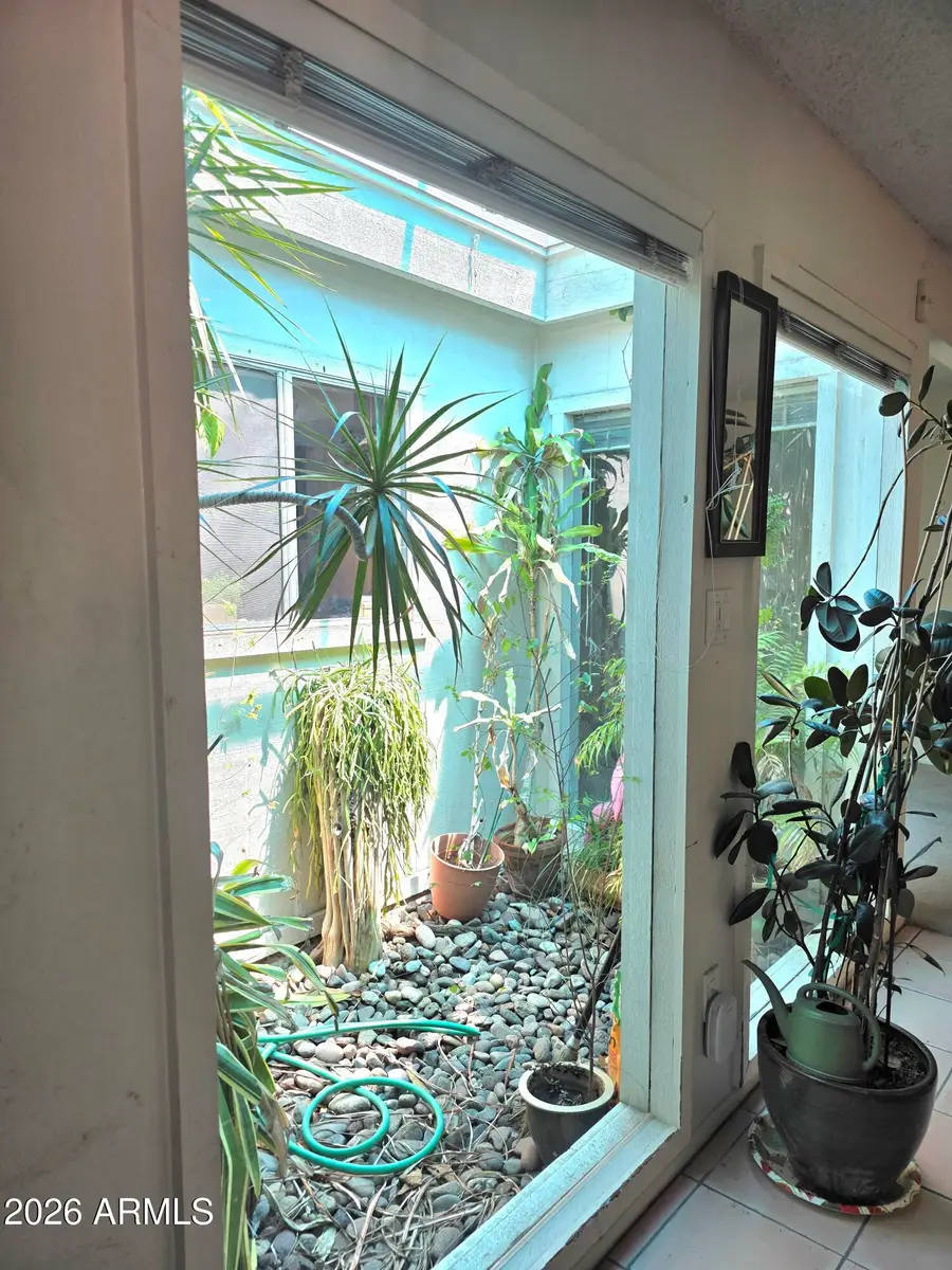 934 E Montebello Avenue, Phoenix, AZ 85014 - #2