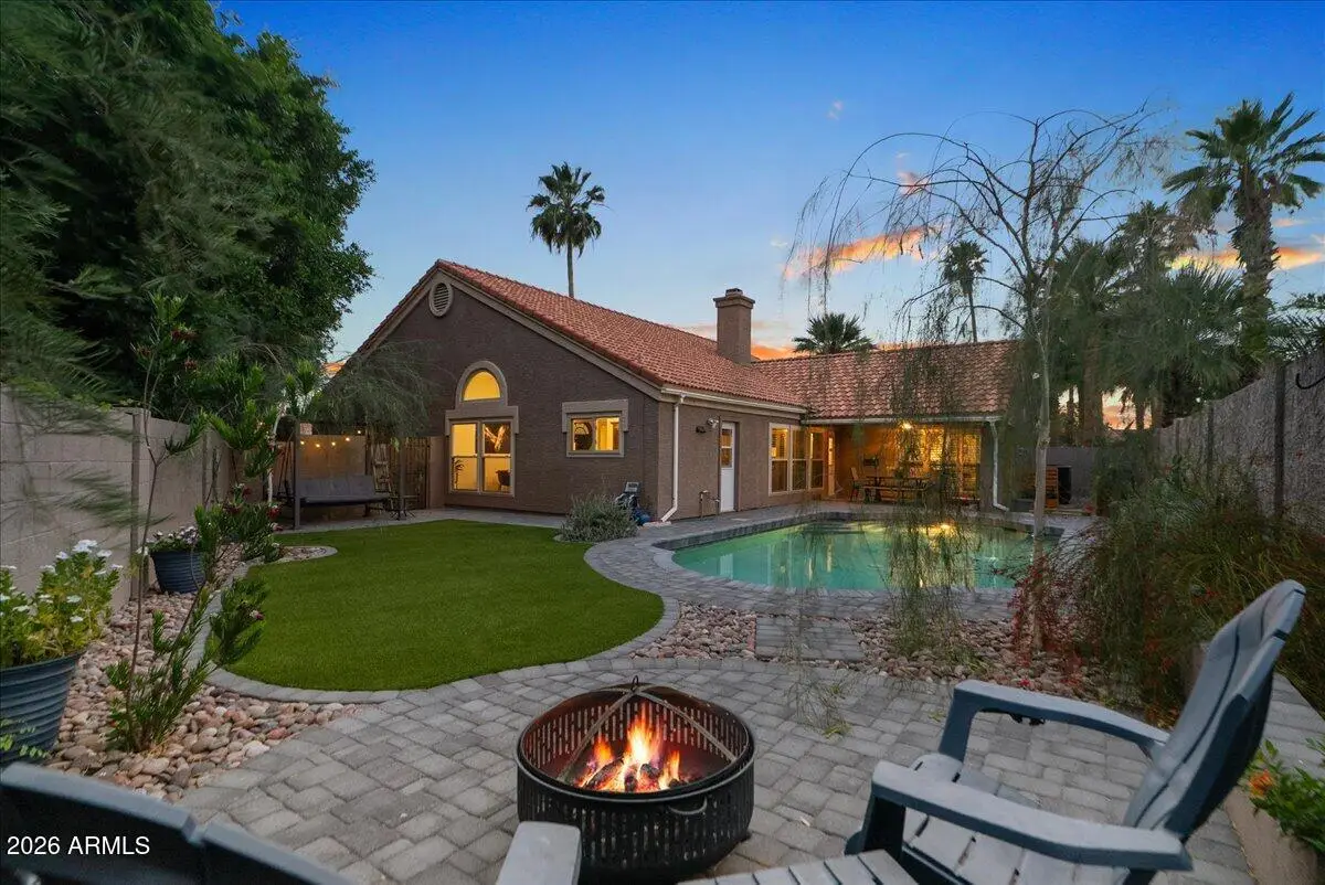3910 E Hiddenview Drive, Phoenix, AZ 85048 - #1