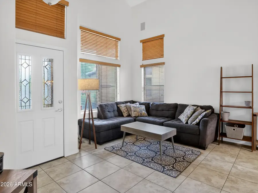 3713 W Saint Anne Avenue, Phoenix, AZ 85041 - #3