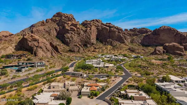 5988 N Echo Canyon Drive, Phoenix, AZ 85018