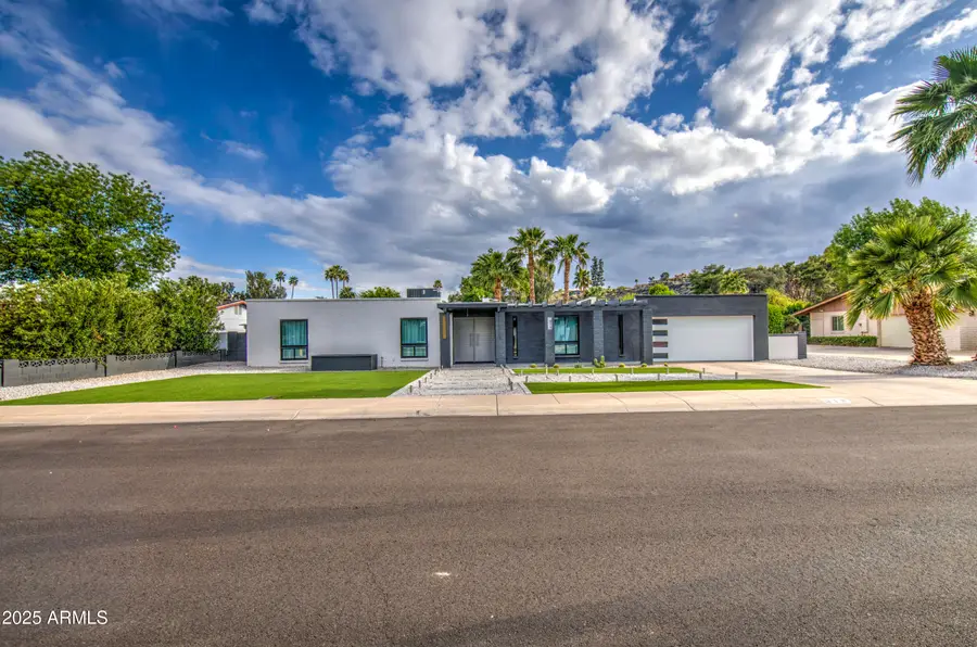 919 W Port Royale Lane, Phoenix, AZ 85023 - #2