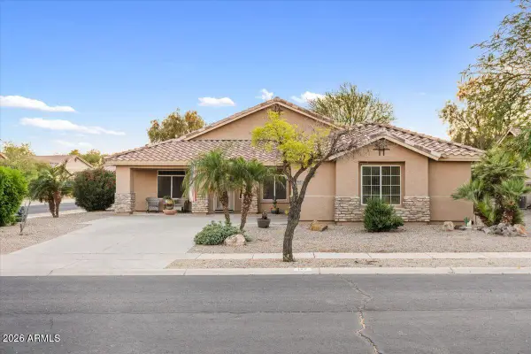 147 S Los Cielos Lane, Casa Grande, AZ 85194