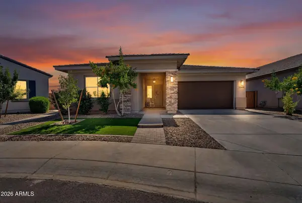 32649 N Woodside Drive, San Tan Valley, AZ 85143