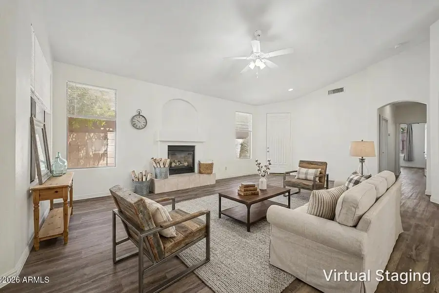 910 S Nielson Street, Gilbert, AZ 85296 - #3