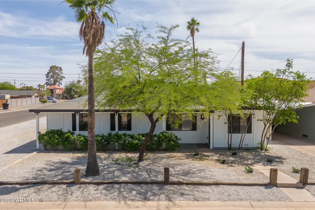 301 W 11th Street, Casa Grande, AZ 85122 - #1