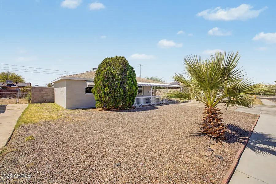 11251 W Montana Avenue, Youngtown, AZ 85363 - #3