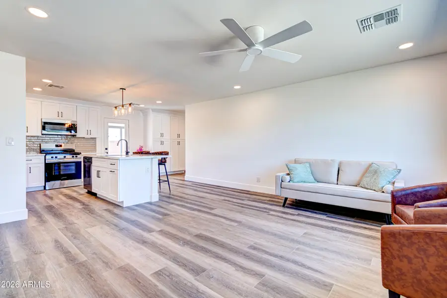 7513 E Roosevelt Street, Scottsdale, AZ 85257 - #3